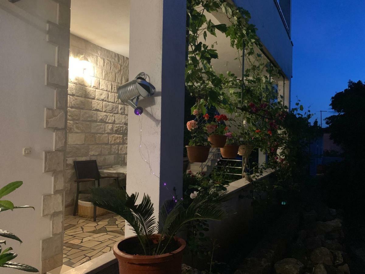 House Marta Apartment Baska Voda Exterior photo